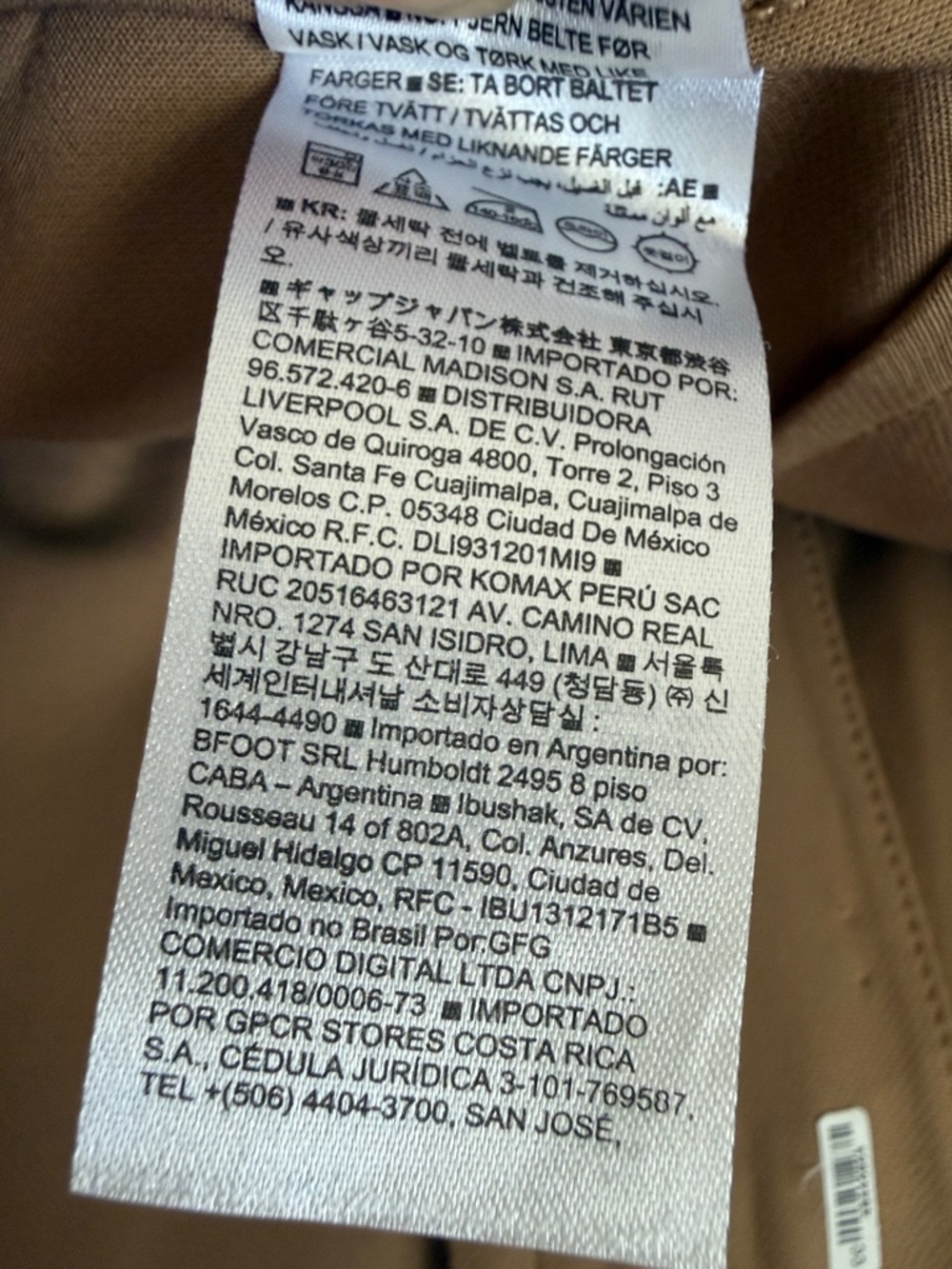 Banana Republic Women’s Tan Cargo Pants - Versatile Everyday Style - Picture 9 of 10